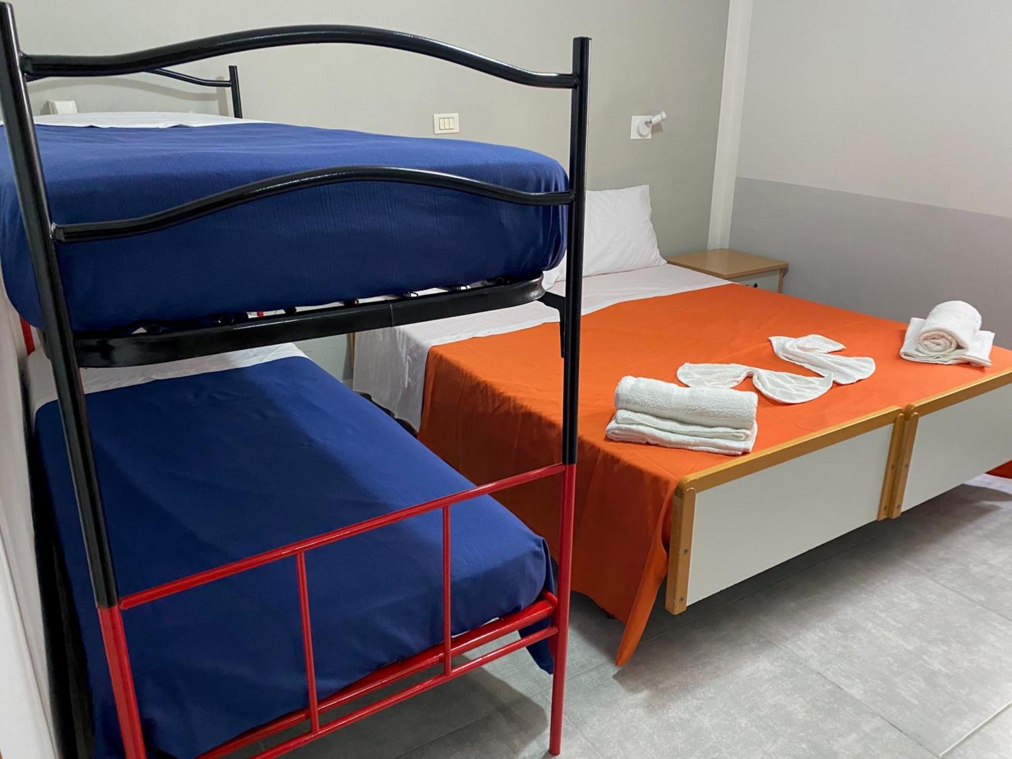Hotel Piccari Nuova Gestione Rimini Bagian luar foto