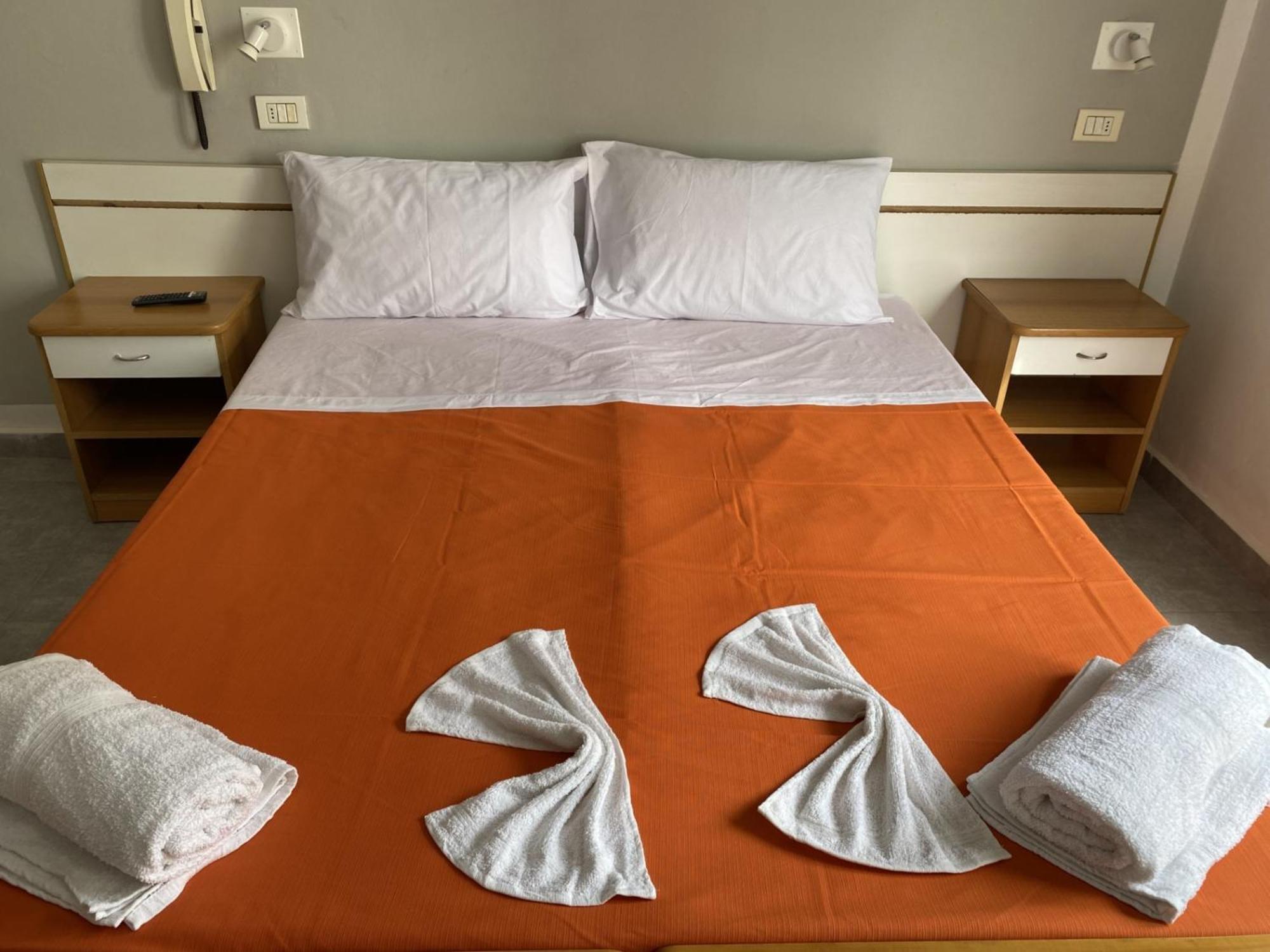 Hotel Piccari Nuova Gestione Rimini Bagian luar foto