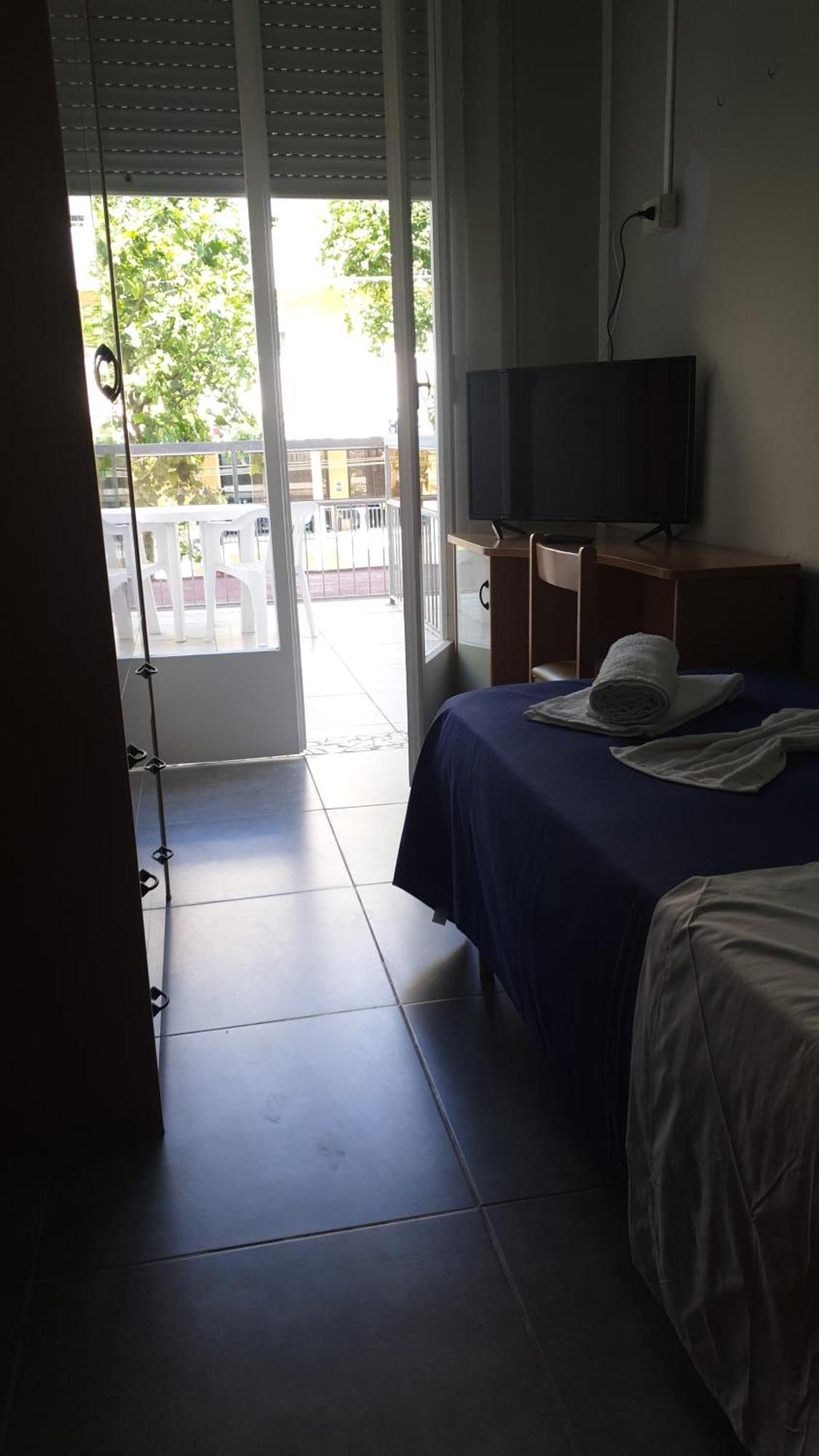 Hotel Piccari Nuova Gestione Rimini Bagian luar foto